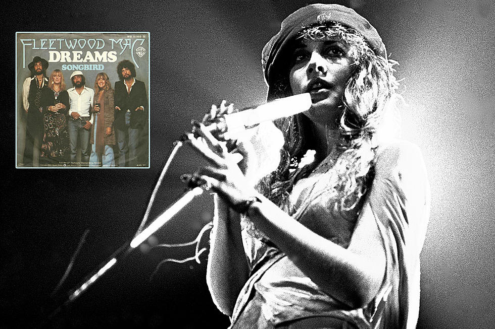 How Stevie Nicks' Three-Chord 'Dreams' Turned Into a No. 1 Hit
