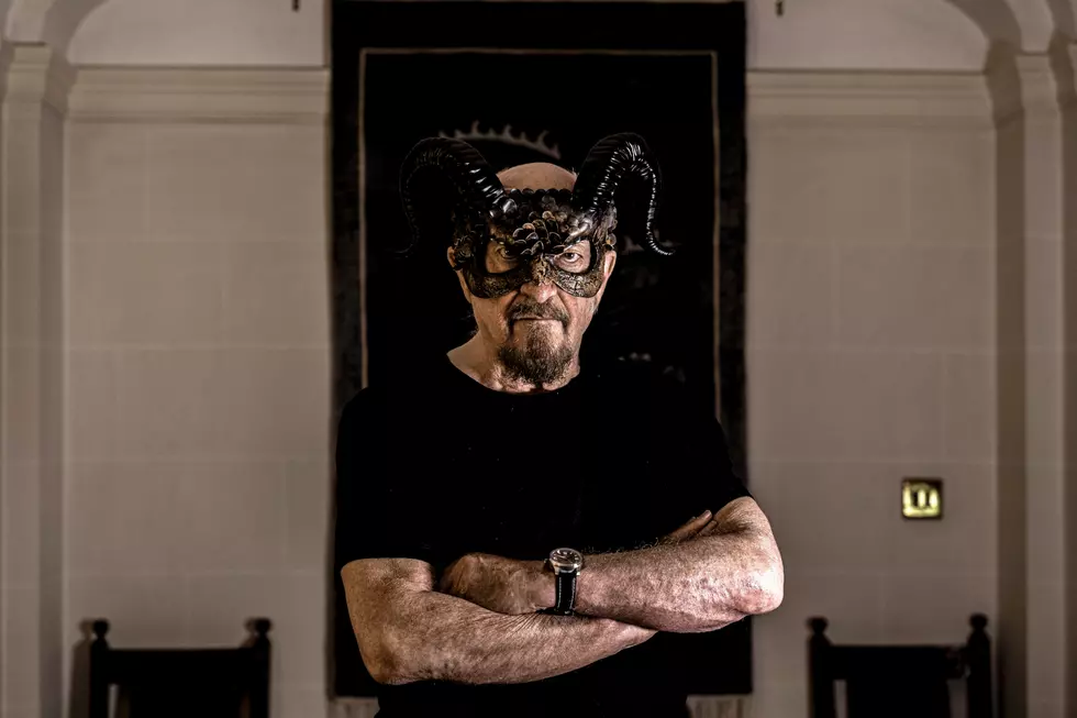 Jethro Tull's Anderson Lashes Out Against 'Insidious' AI Fakery
