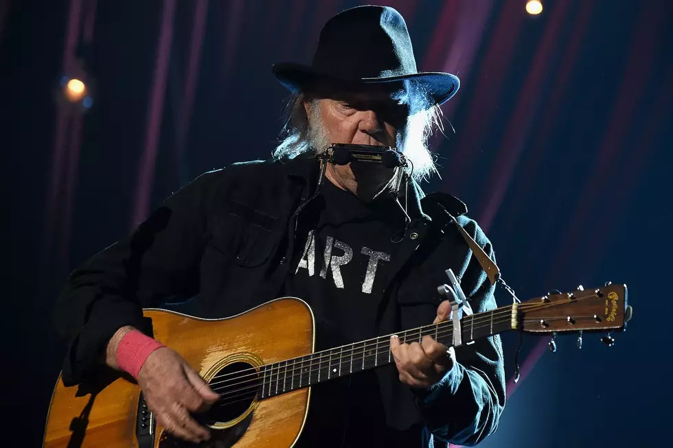 Neil Young Launches Love Earth 2025 Tour: Set List, Video